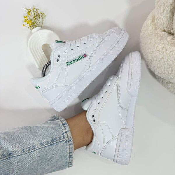 RBK Club C 85 Blancas – Elegancia Retro y Confort Diario