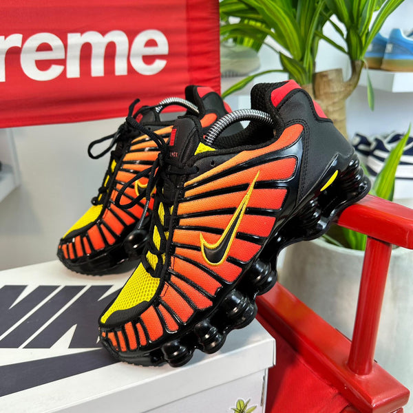 NK Shox TL Fire Red – Energía y Amortiguación Total🔥