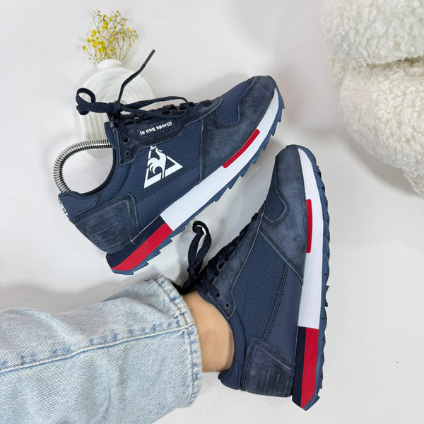 LCS Alpha Navy – Estilo Deportivo Retro y Comodidad Total