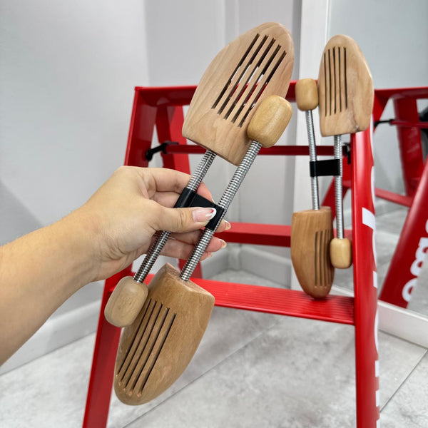 Hormador de lujo para Sneakers – Conserva su Forma con Estilo