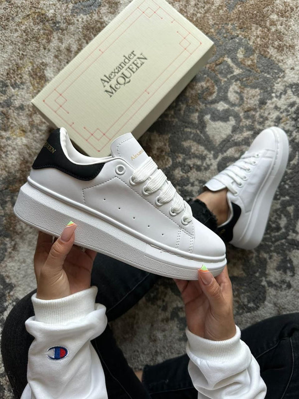 Alexander MQ Blancas - Diseño Minimalista y Sofisticado 🔥