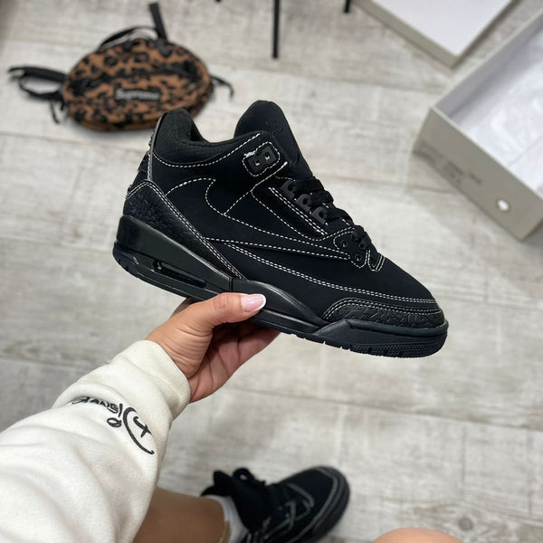 JDN Retro 3 x Travis Scott – Edición Exclusiva en Negro 🔥
